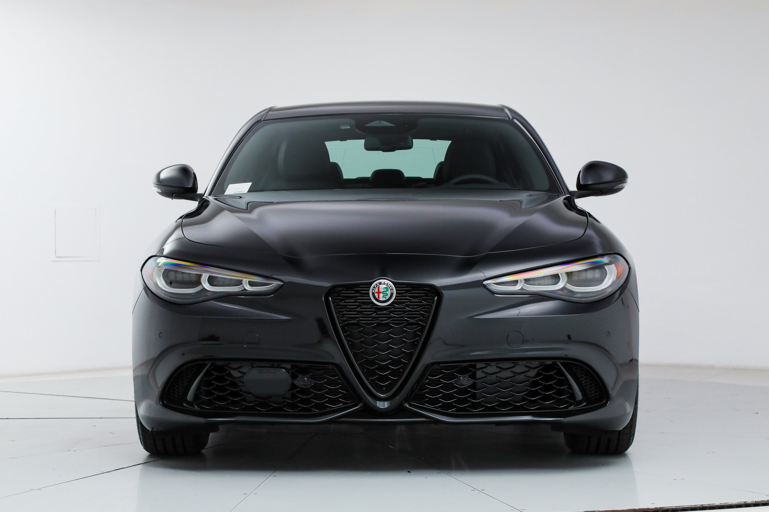 New 2026 Alfa Romeo Giulia w/ Driving Assist Package RWD image 8