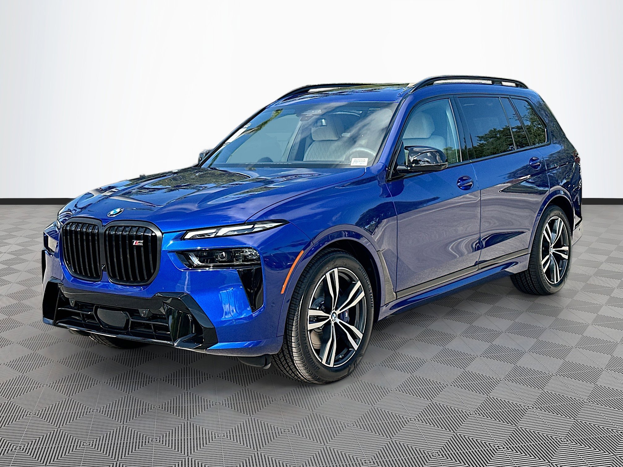 New 2026 BMW X7 M60i image 3