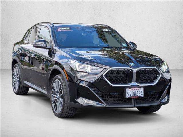 Used 2025 BMW X2 xDrive28i image 3
