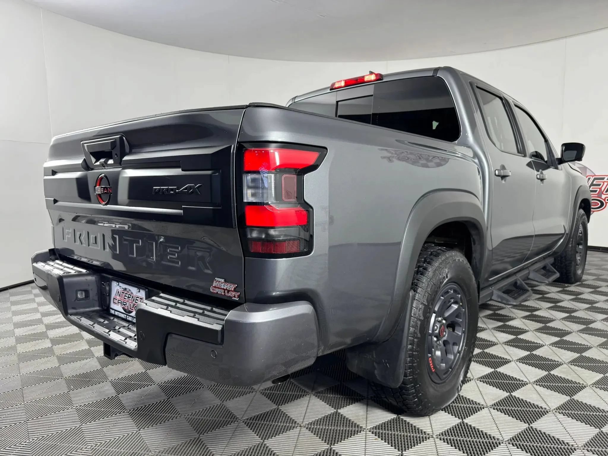 Used 2025 Nissan Frontier PRO-4X w/ Pro Convenience Package AWD/4WD image 26
