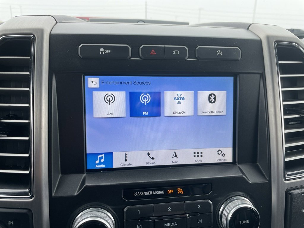 Used 2019 Ford F150 Platinum w/ Equipment Group 701A Luxury image 14