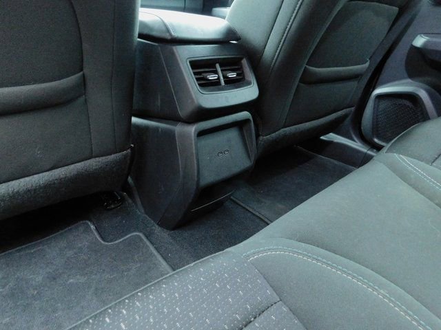 Used 2025 Chevrolet Equinox EV LT image 17