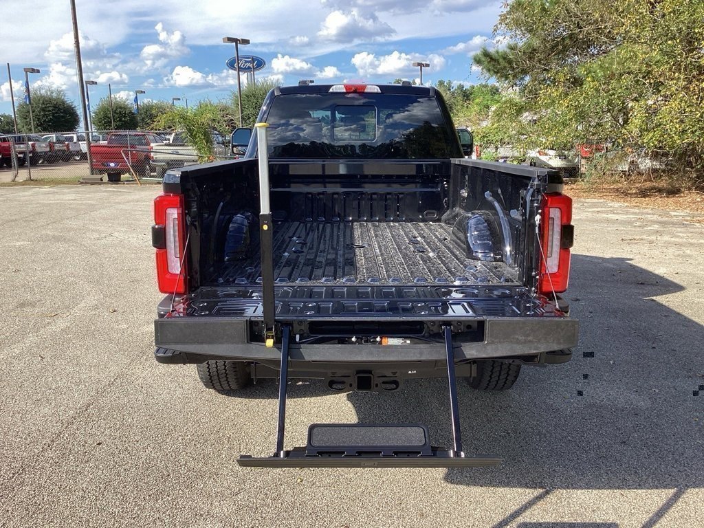 New 2026 Ford F350 Platinum w/ Platinum Plus Package image 9