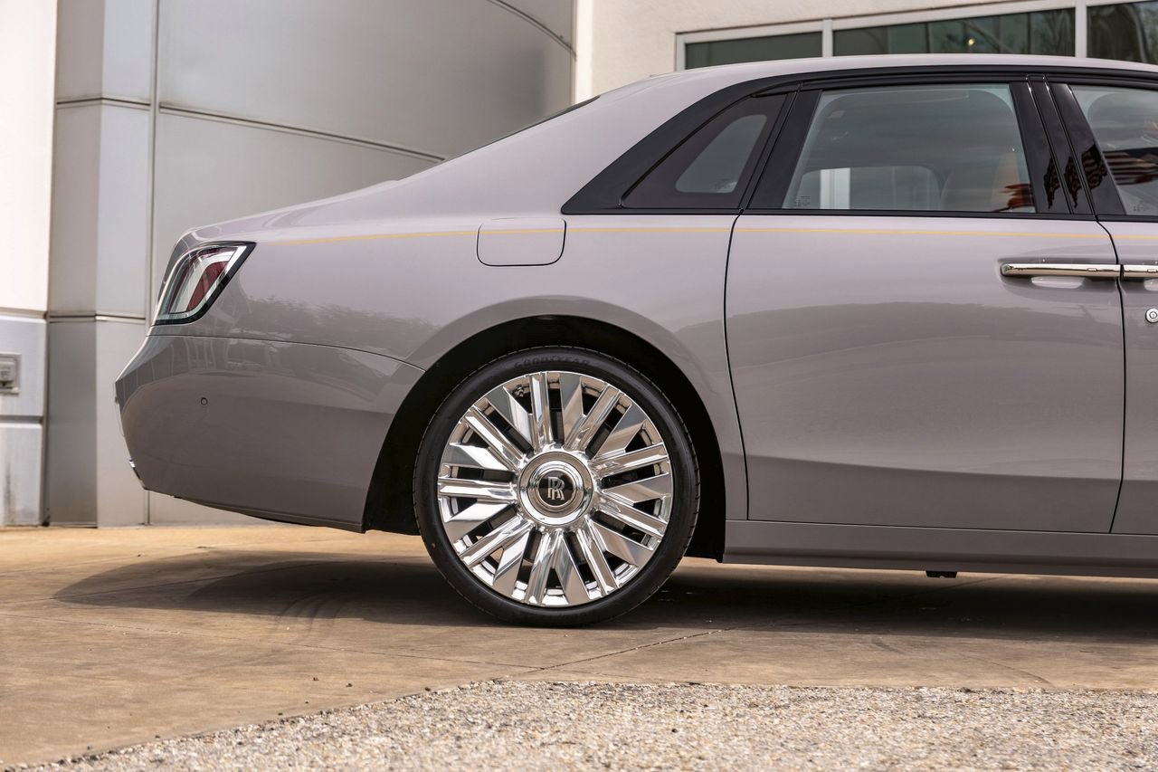 New 2026 Rolls-Royce Ghost image 12