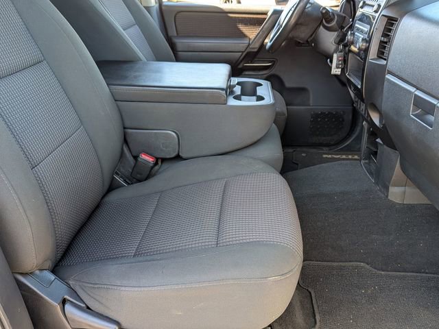 Used 2013 Nissan Titan SV image 17