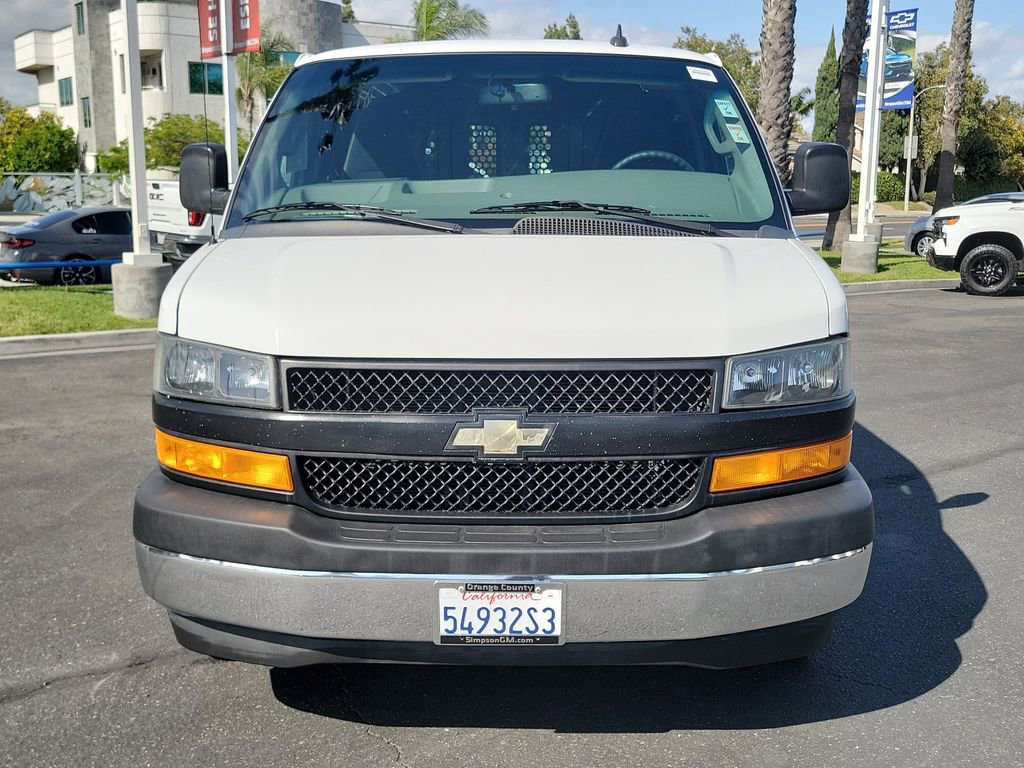 Used 2020 Chevrolet Express 2500 w/ Driver Convenience Package RWD image 21