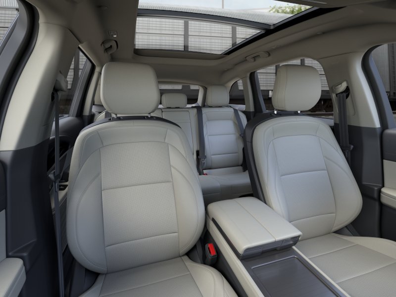 New 2026 Lincoln Nautilus Premier AWD/4WD image 10