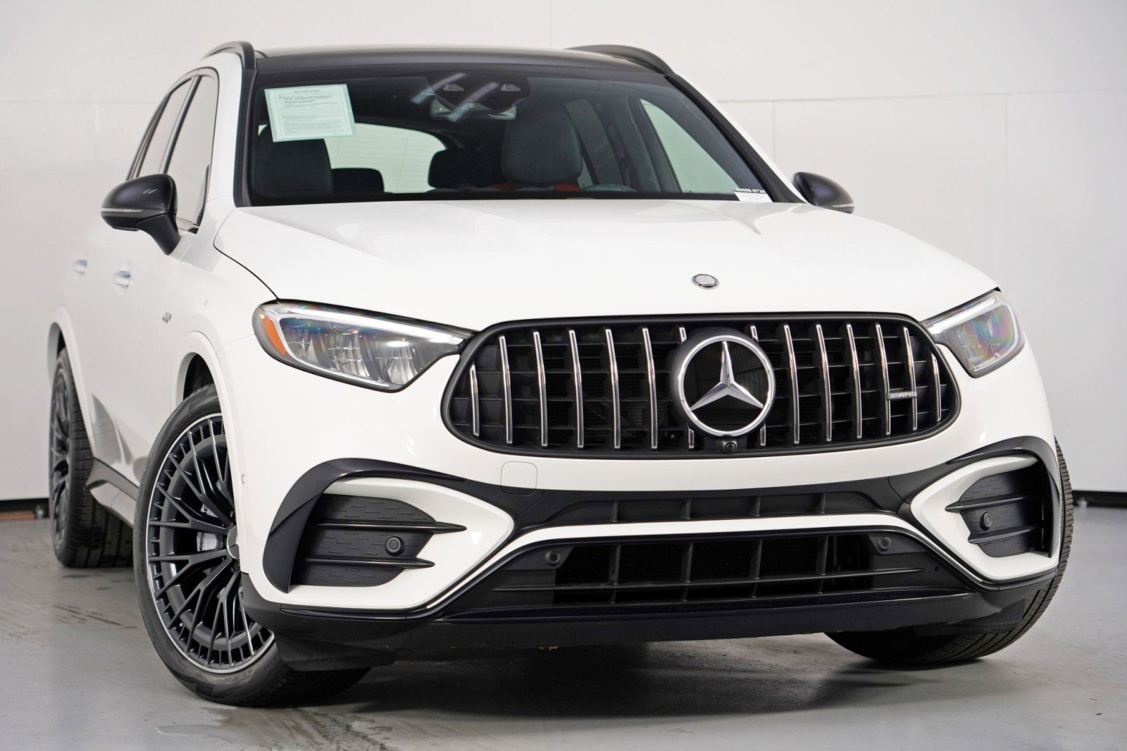 Used 2024 Mercedes-Benz GLC 43 AMG 4MATIC image 4