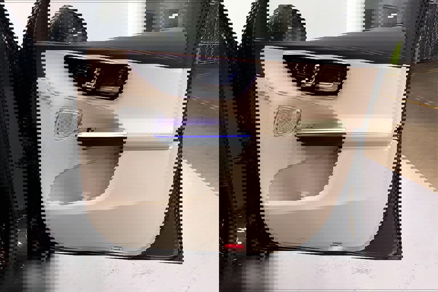 Used 2023 Mercedes-Benz GLC 300 image 10