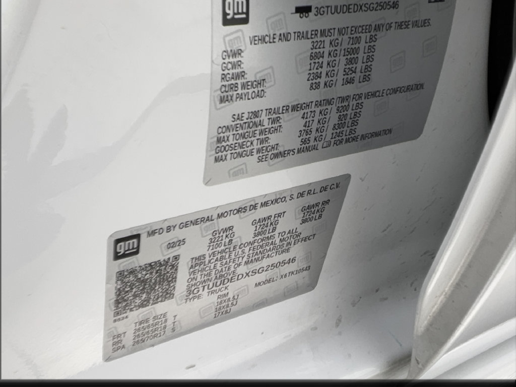 Used 2025 GMC Sierra 1500 SLT AWD/4WD image 56