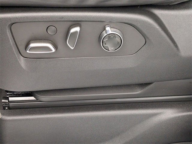 Used 2022 Cadillac Escalade Sport Platinum image 14