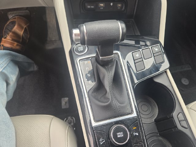 Used 2024 Kia Sportage EX FWD image 11