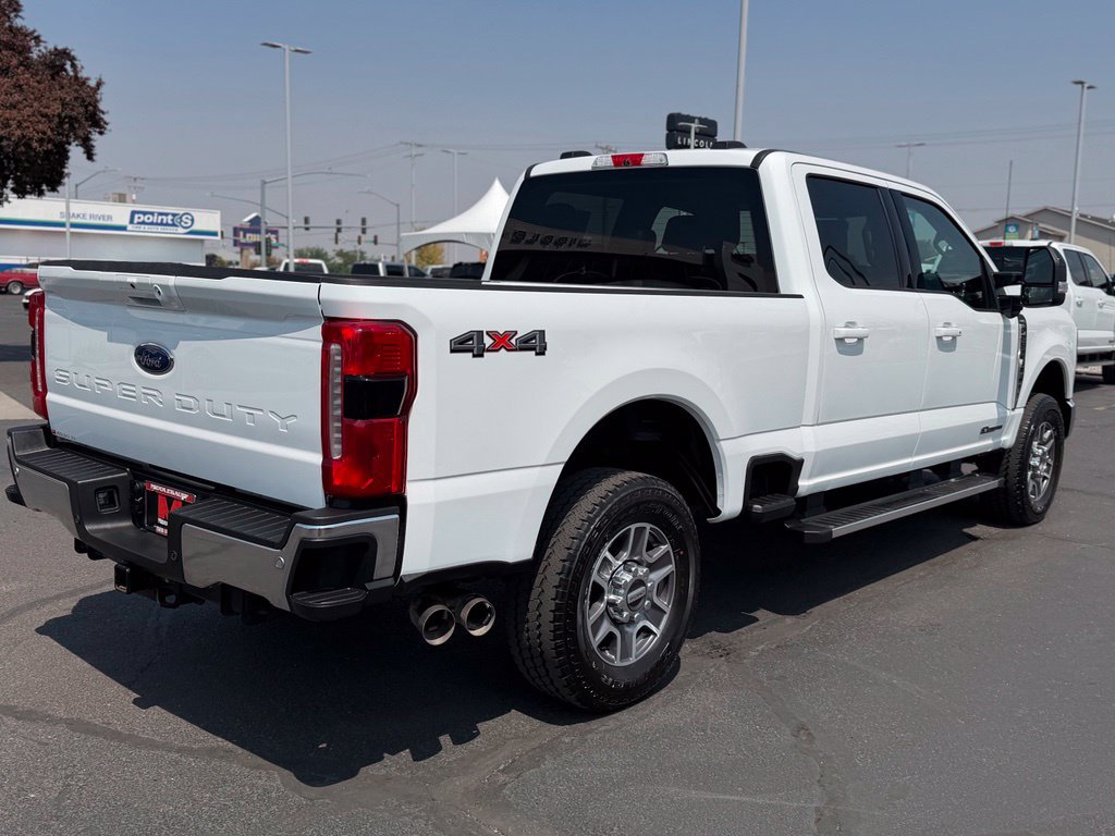 Used 2025 Ford F250 Lariat AWD/4WD image 3