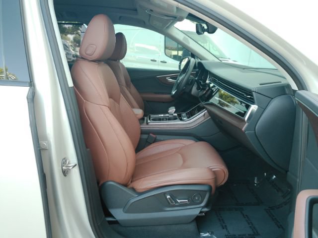 Used 2024 Audi Q7 3.0T Prestige AWD/4WD image 24