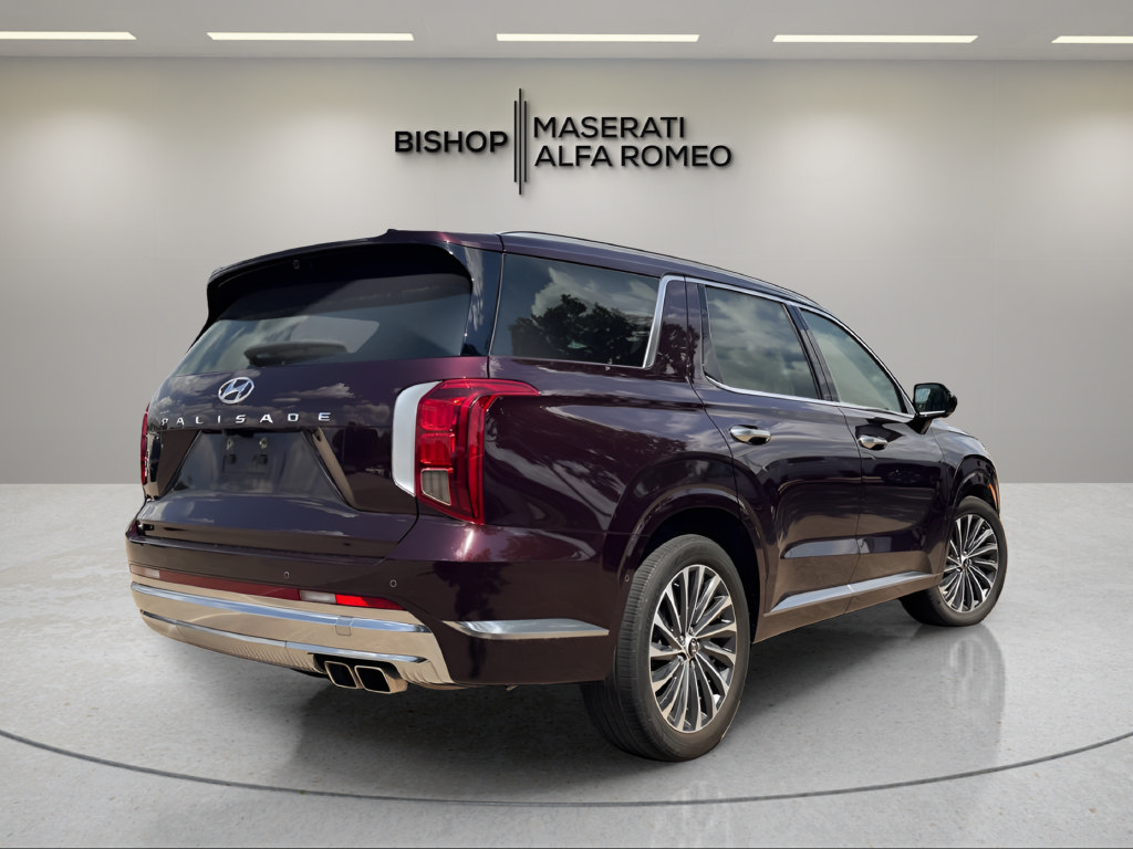 Used 2024 Hyundai Palisade Calligraphy FWD image 5