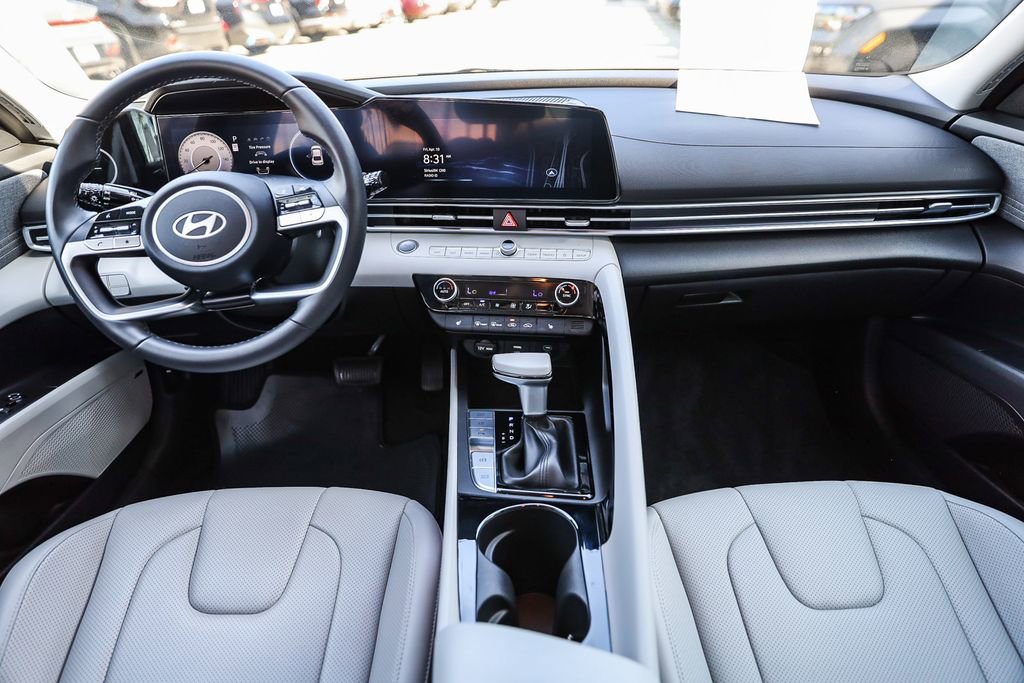 Certified 2024 Hyundai Elantra Limited image 12