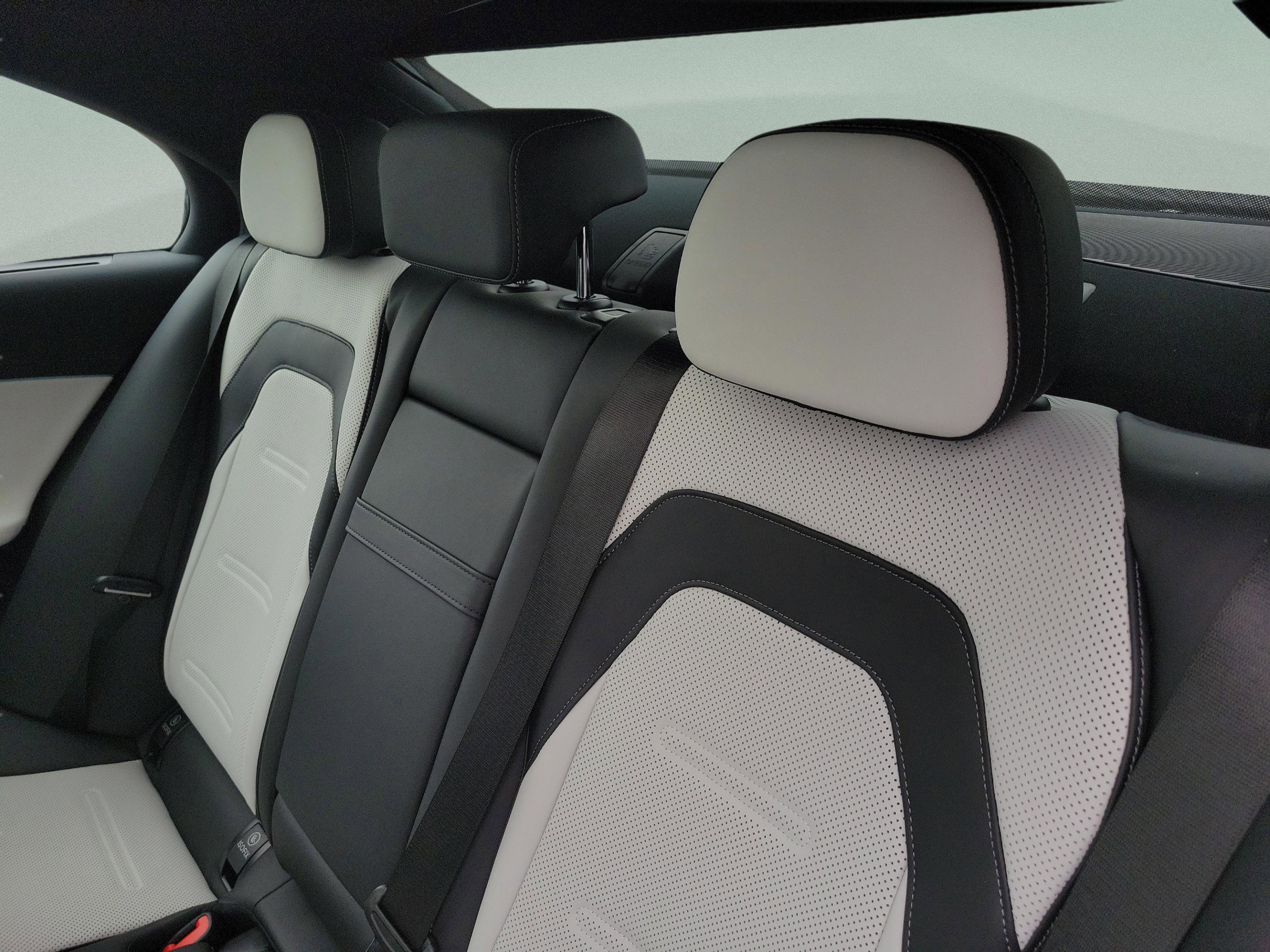 New 2026 Mercedes-Benz E 53 AMG e 4MATIC Sedan image 8