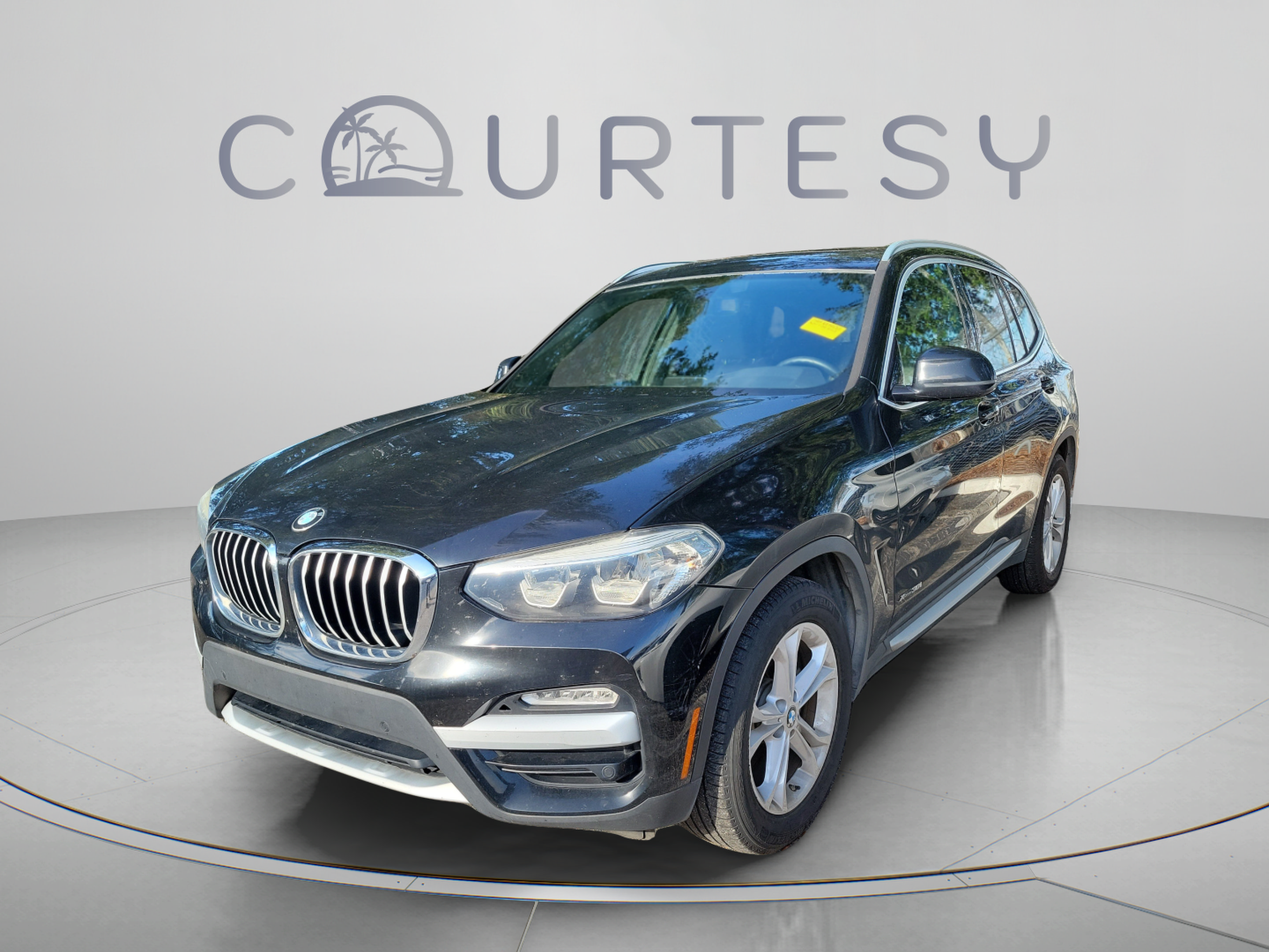 Used 2018 BMW X3 xDrive30i AWD/4WD image 2
