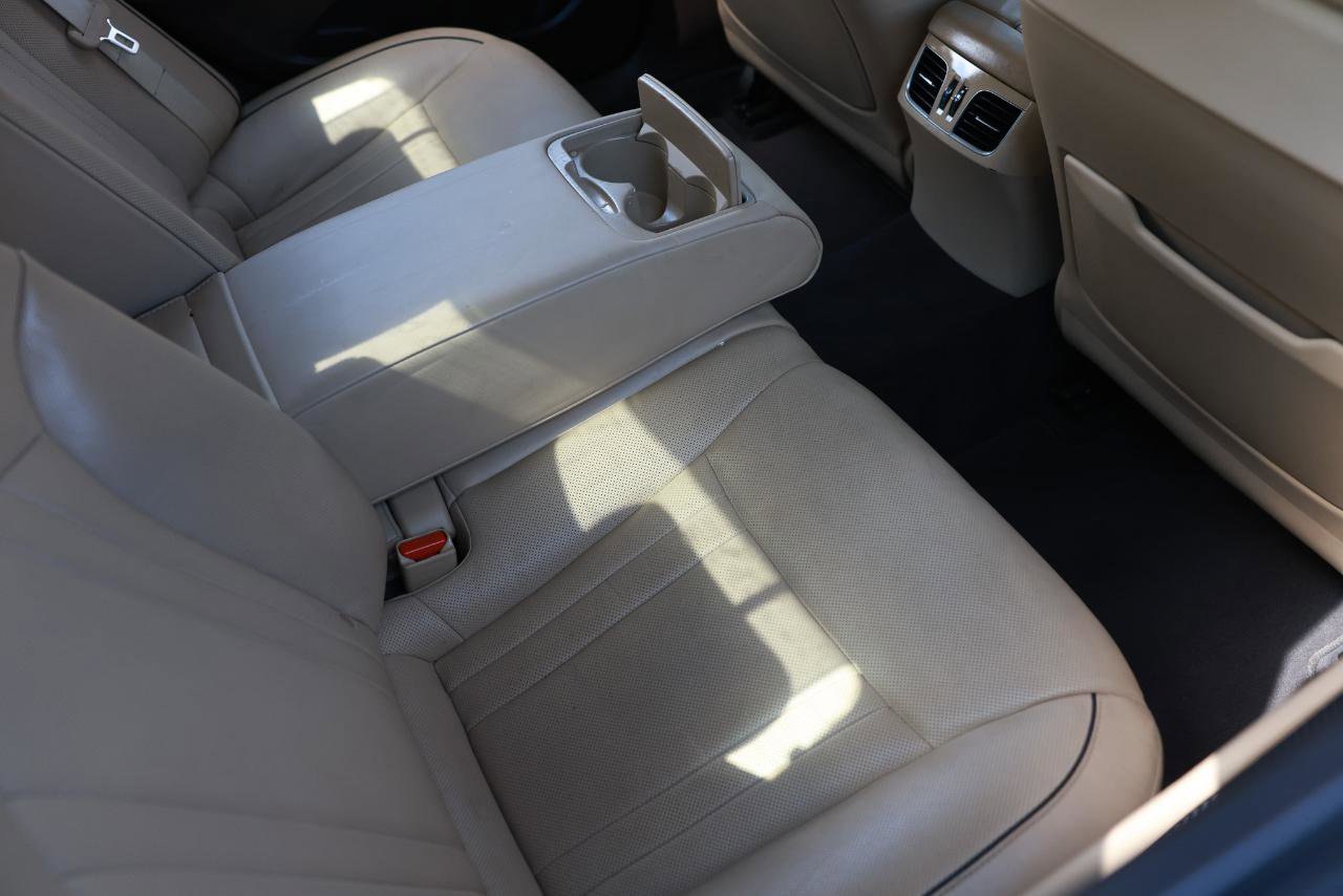 Used 2015 Hyundai Genesis 3.8 w/ Option Group 04 image 10