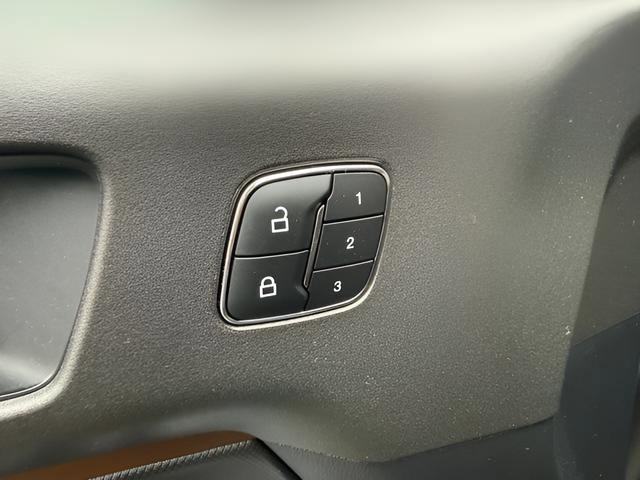 Used 2025 Ford Bronco Sport Outer Banks w/ Outer Banks Tech Package+ AWD/4WD image 19