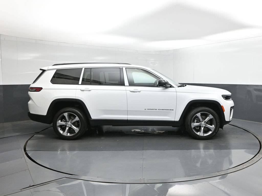 New 2026 Jeep Grand Cherokee L Limited RWD image 15