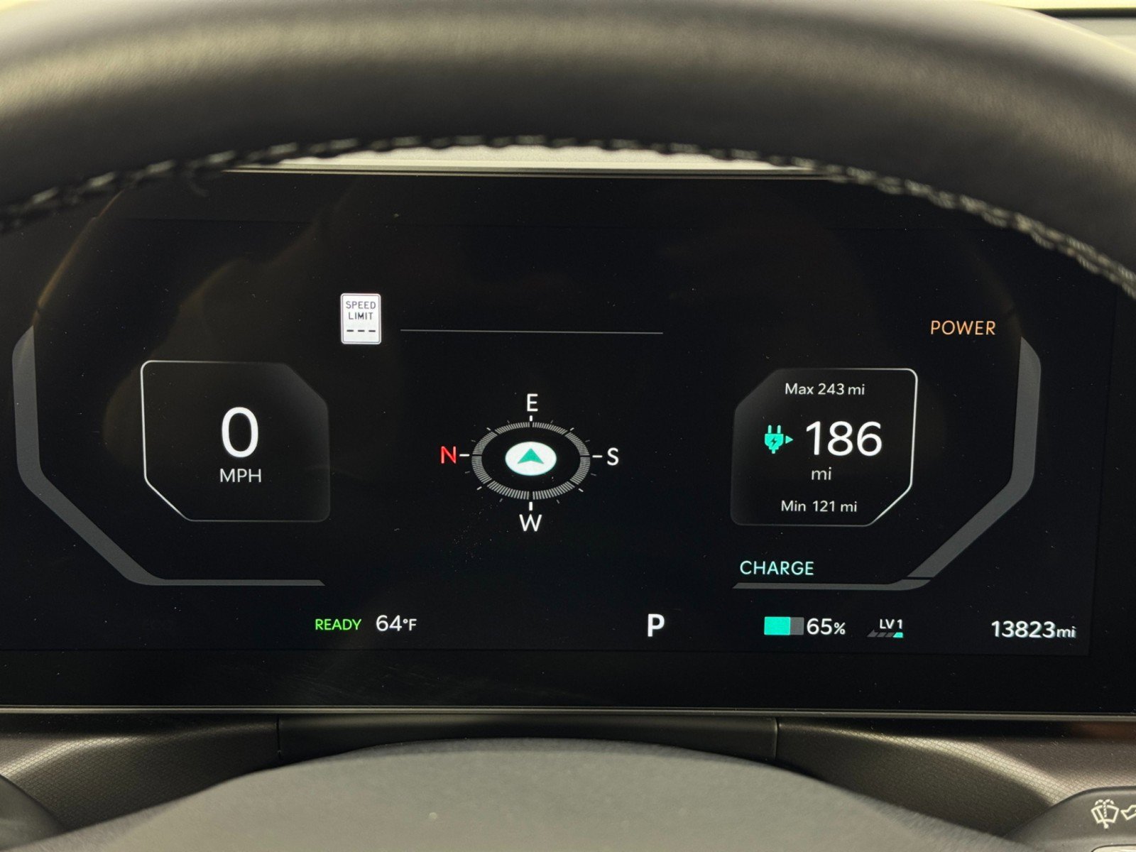 Used 2024 Kia EV9 Land image 21