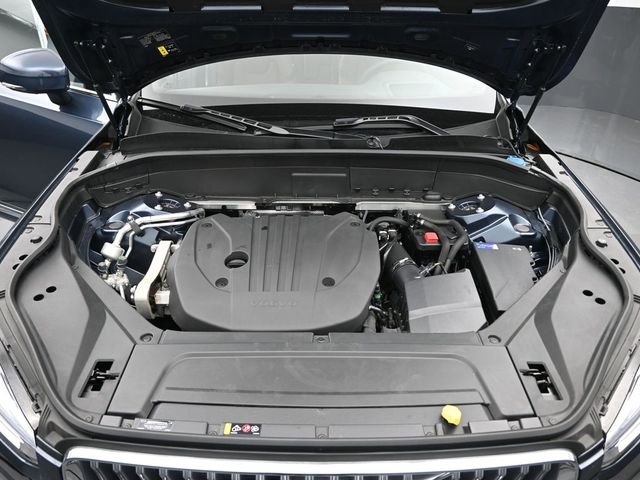 Used 2023 Volvo XC90 B5 Plus w/ Protection Package Premier image 33