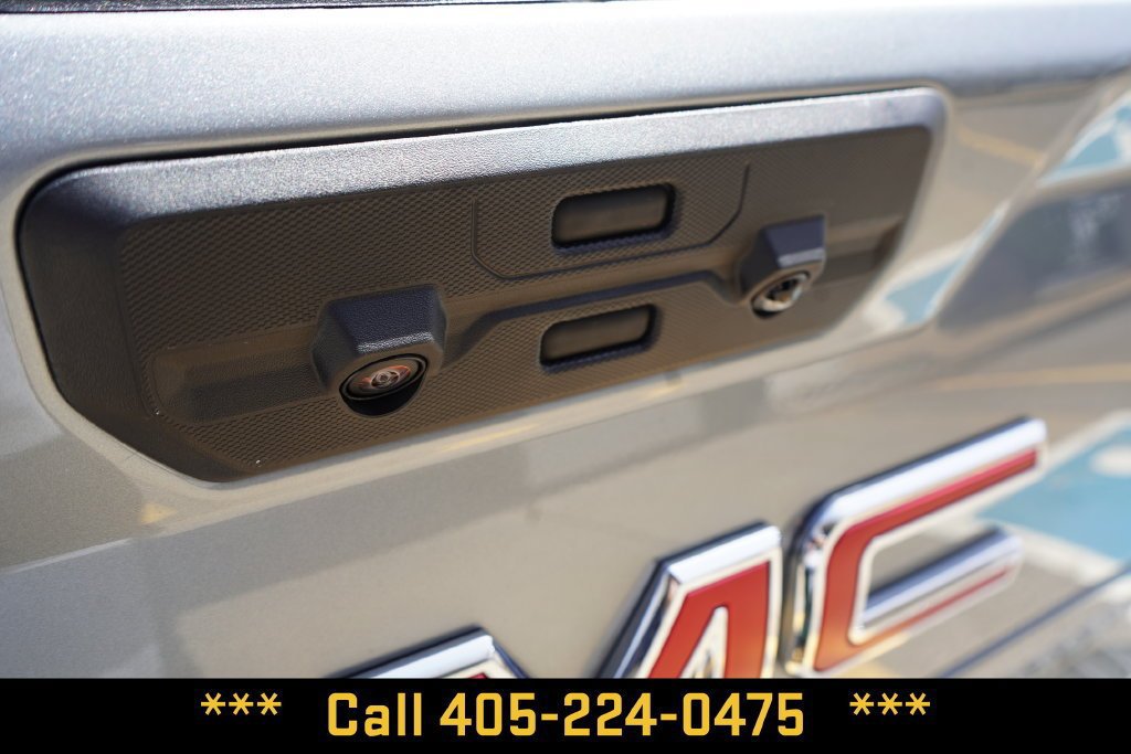 New 2026 GMC Sierra 1500 AT4 w/ AT4 Premium Package AWD/4WD image 16