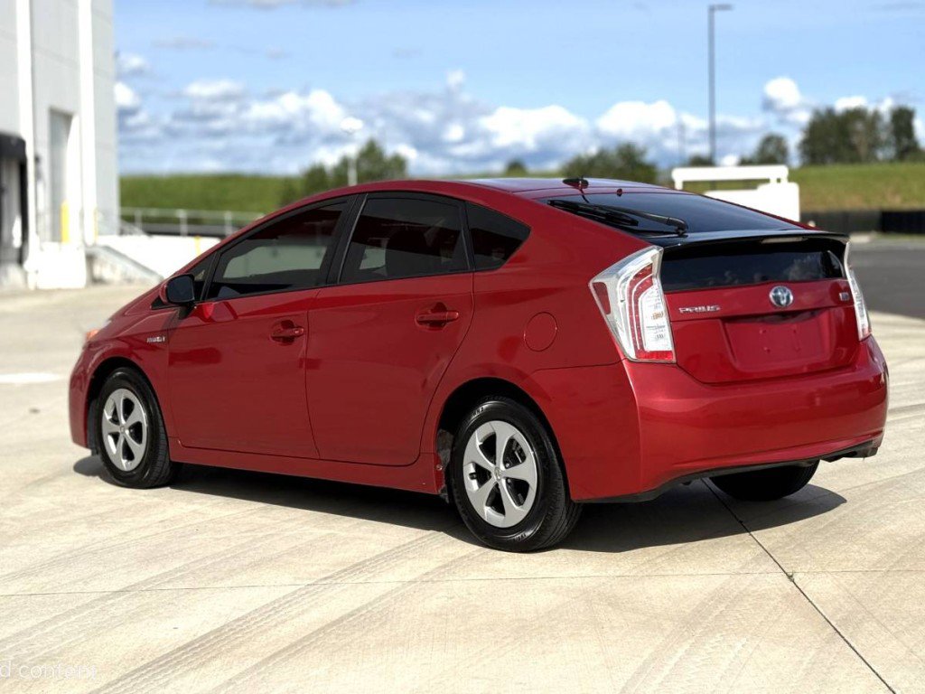 Used 2014 Toyota Prius Four FWD image 5