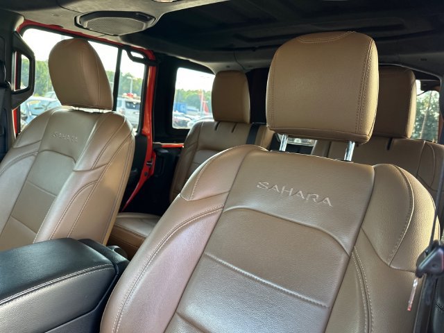 Used 2020 Jeep Wrangler Unlimited Sahara AWD/4WD image 21