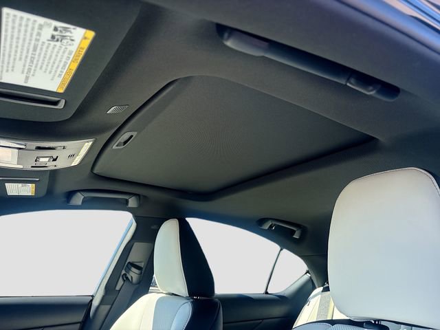 Used 2025 Lexus IS 350 F Sport image 25