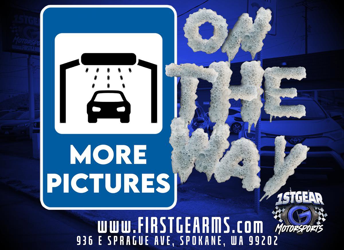 Used 2021 Chevrolet Traverse LS image 10