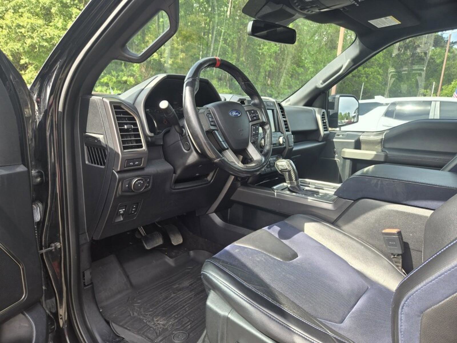 Used 2019 Ford F150 Raptor w/ Equipment Group 802A Luxury image 18
