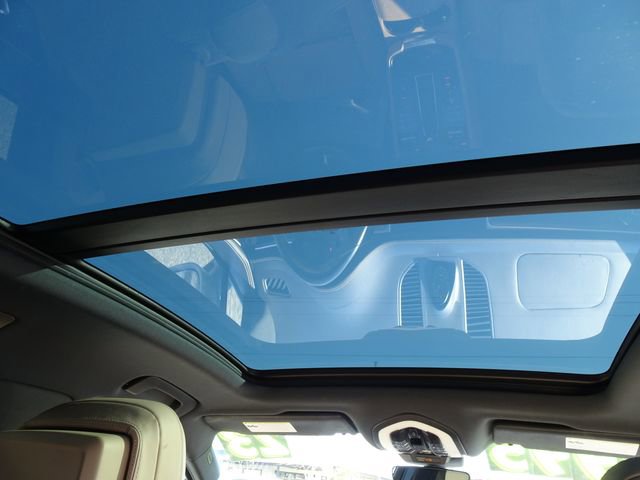 Used 2023 Porsche Macan S image 20