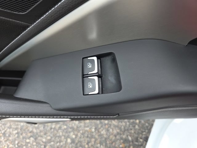 Used 2018 Chevrolet Corvette Stingray Coupe w/ 1LT RWD image 47