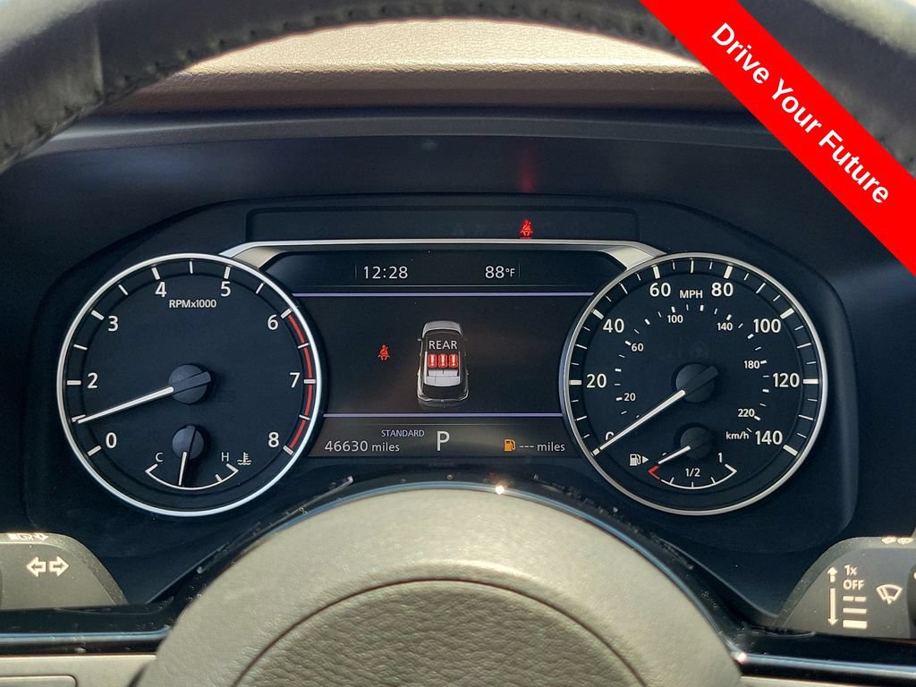Used 2023 Nissan Rogue SL w/ SL Premium Package FWD image 9