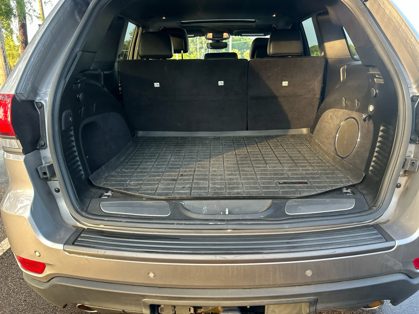 Used 2021 Jeep Grand Cherokee Trailhawk AWD/4WD image 9