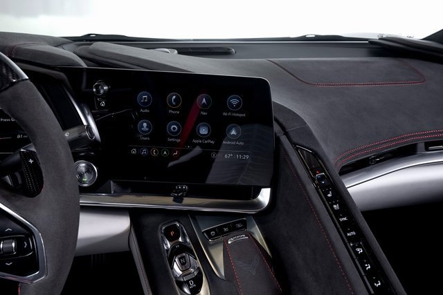 Used 2023 Chevrolet Corvette Z06 image 26