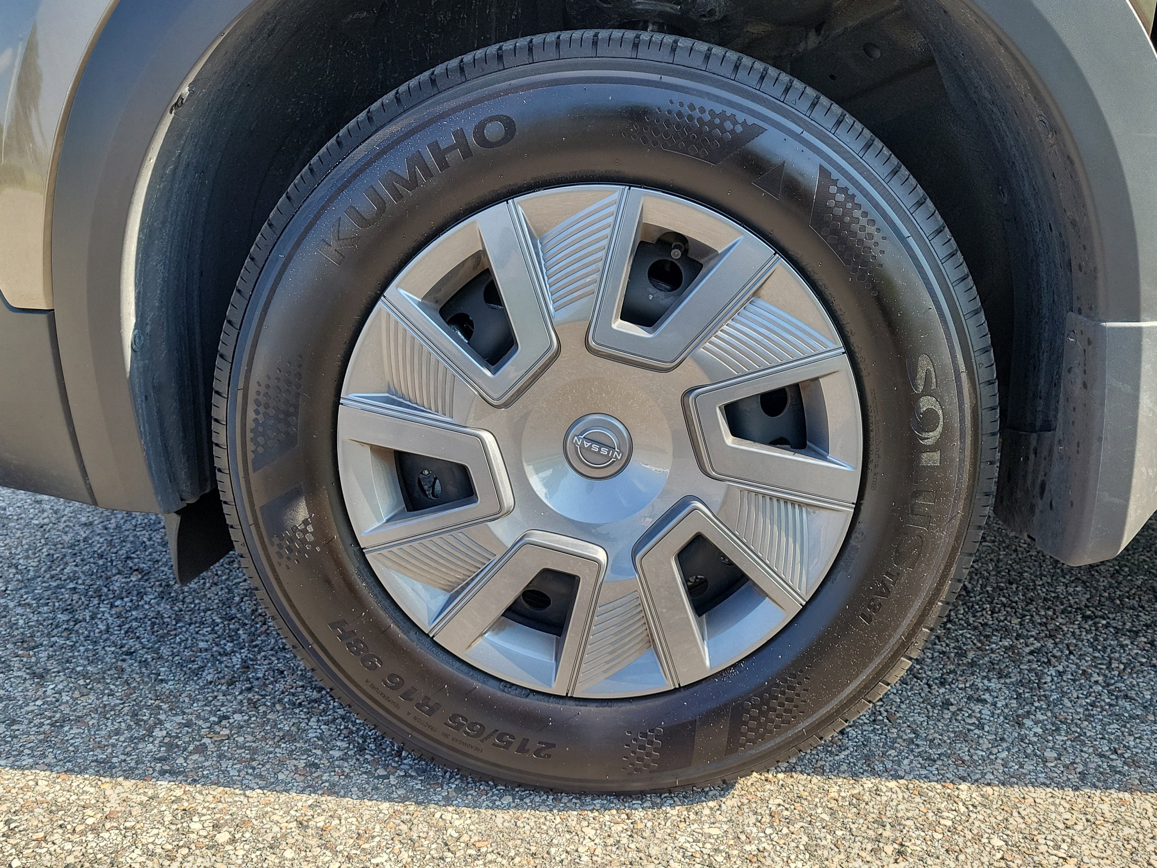 Certified 2025 Nissan Kicks S FWD image 9