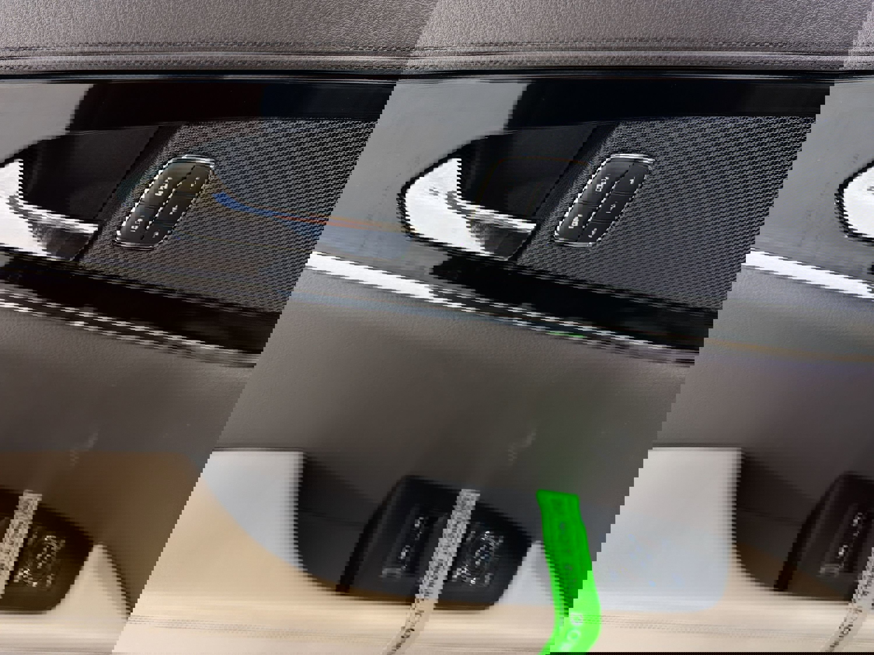 Used 2023 Lincoln Nautilus AWD w/ Premium Package image 10