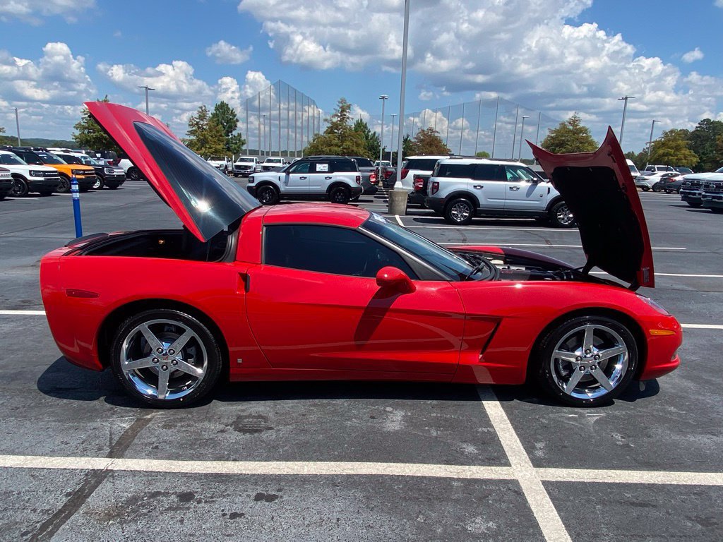 Used 2007 Chevrolet Corvette Coupe RWD image 24