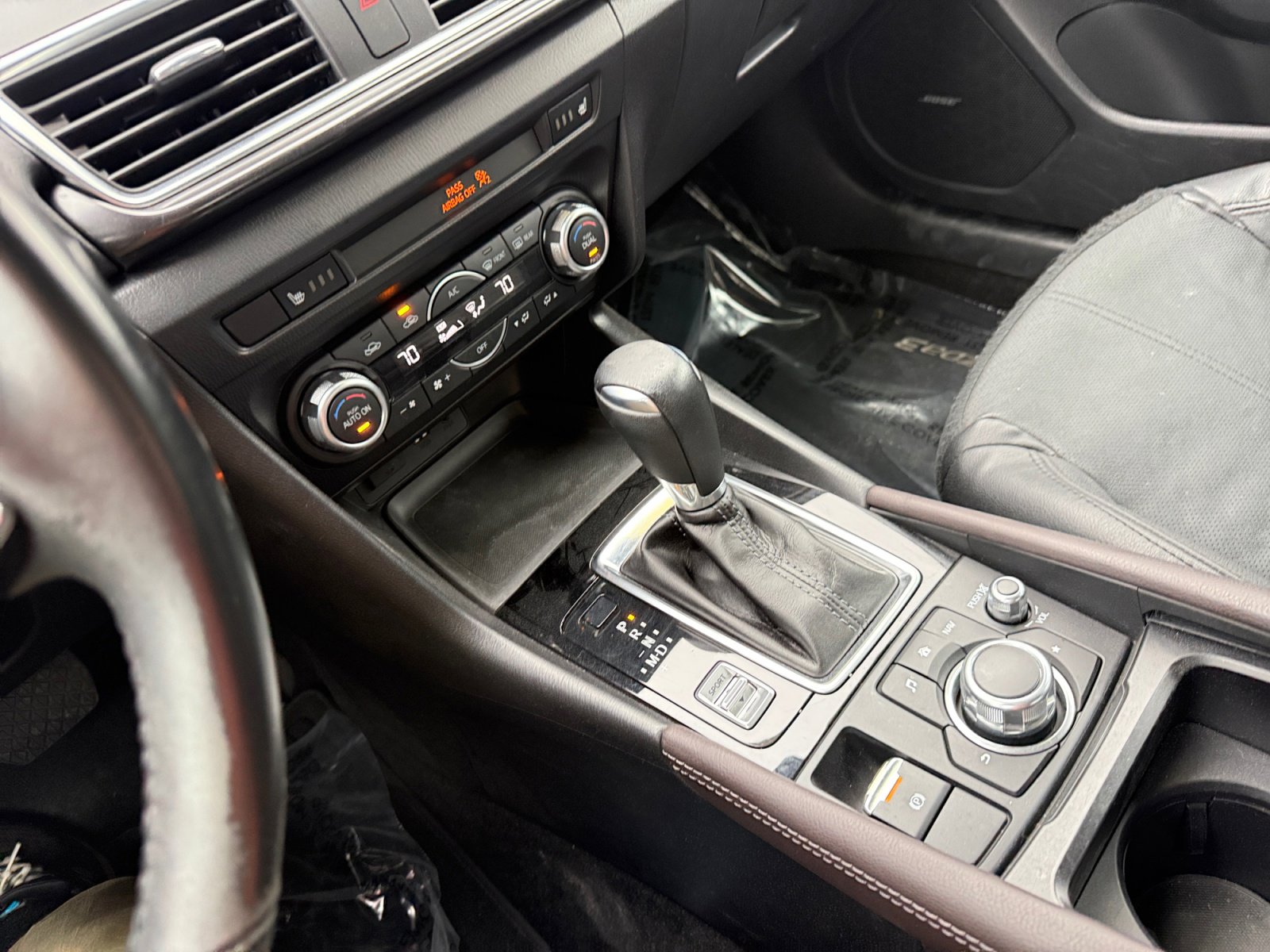 Used 2018 MAZDA MAZDA3 Grand Touring image 13