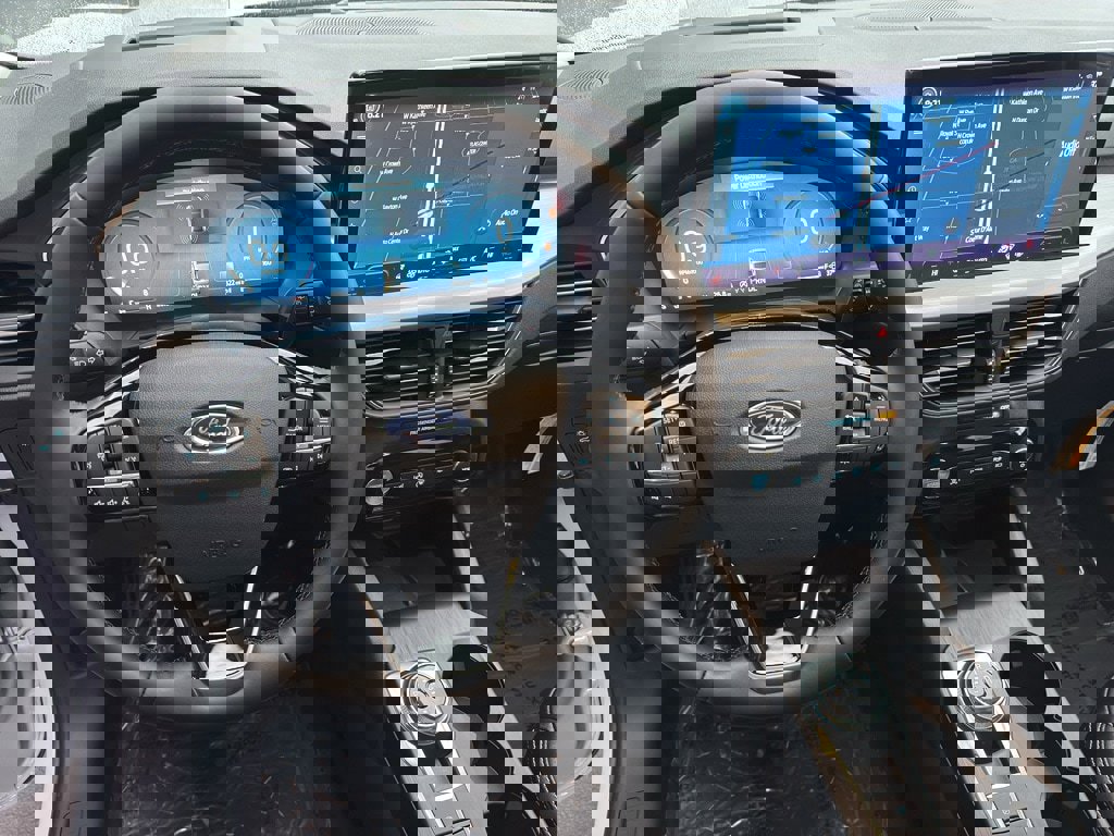 New 2026 Ford Escape Platinum w/ Premium Technology Package image 18