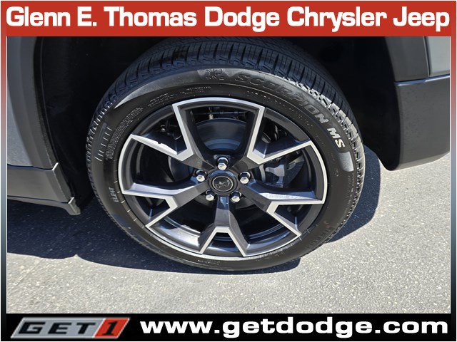 New 2026 Jeep Cherokee Overland w/ Advanced Pro Tech Group AWD/4WD image 7