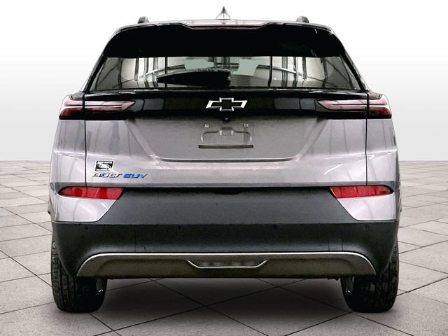 Used 2023 Chevrolet Bolt EUV LT w/ Driver Confidence Package FWD image 4
