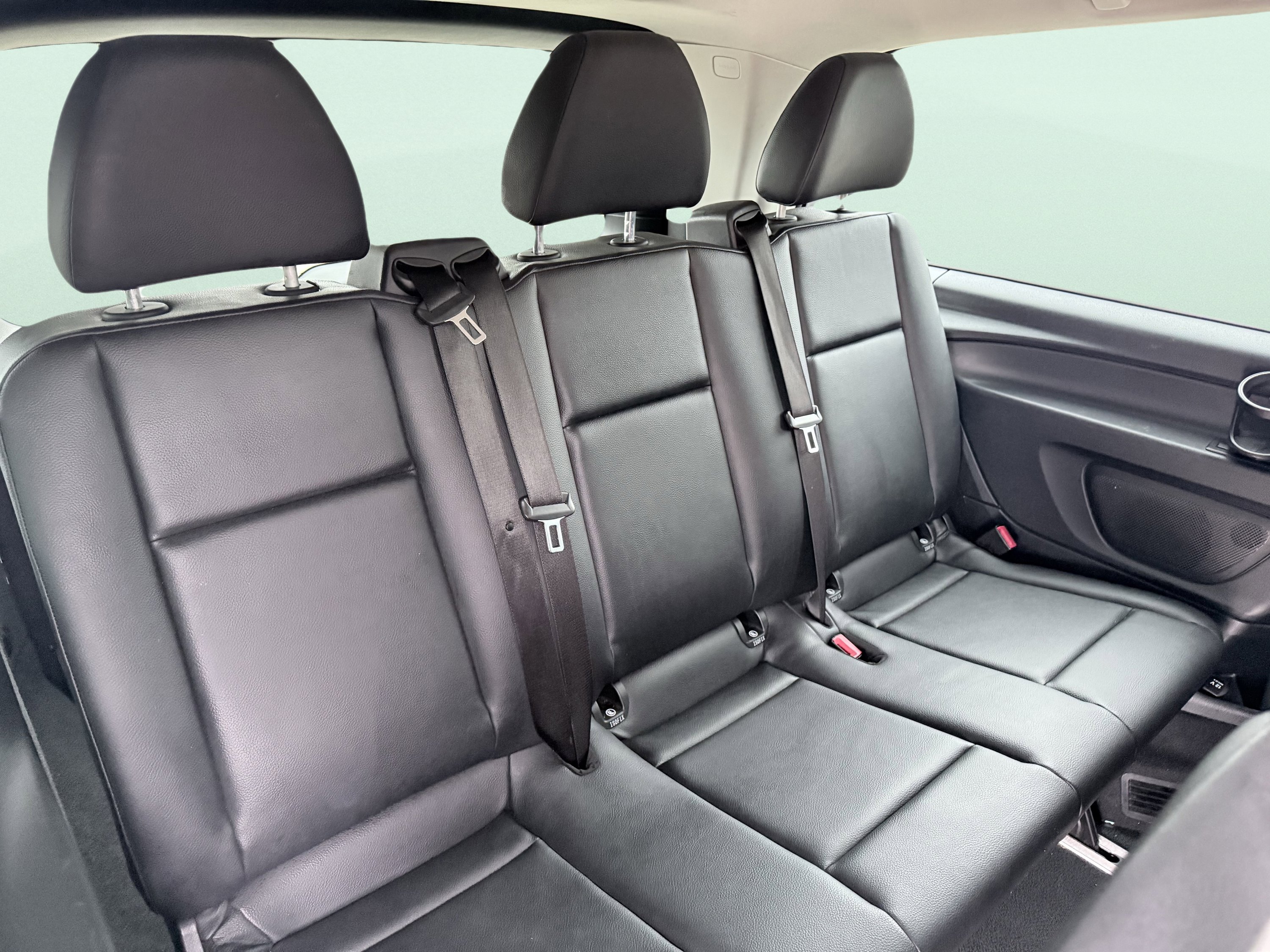 Used 2018 Mercedes-Benz Metris Passenger image 40