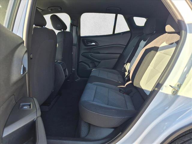 Used 2026 Chevrolet Trax RS FWD image 19