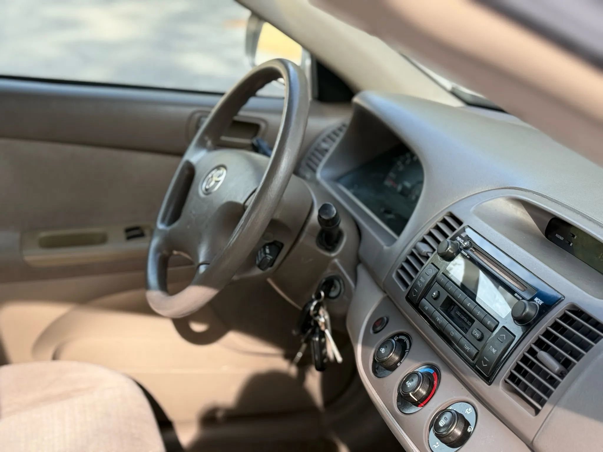 Used 2003 Toyota Camry LE FWD image 24
