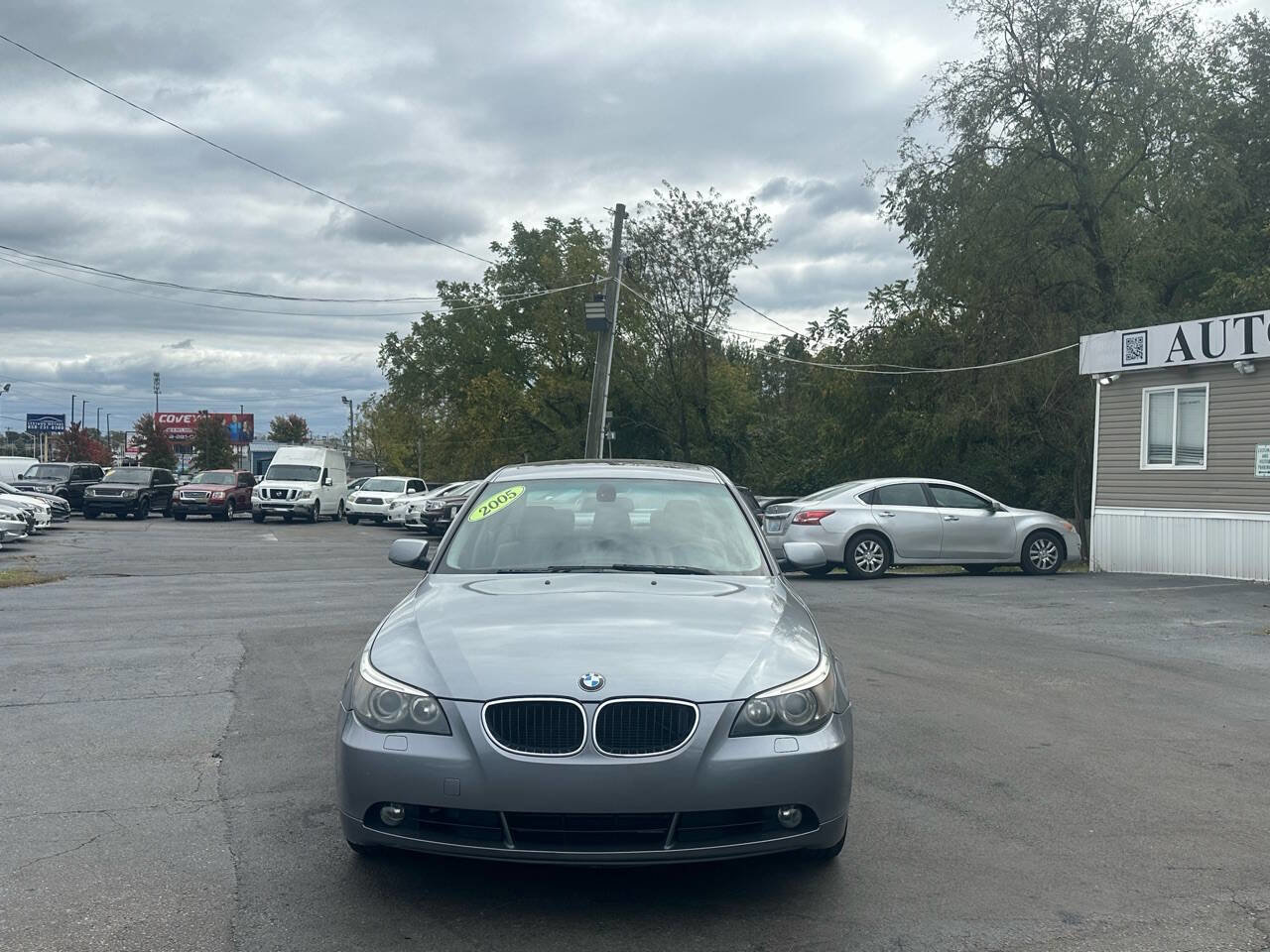 Used 2005 BMW 530i Sedan image 3