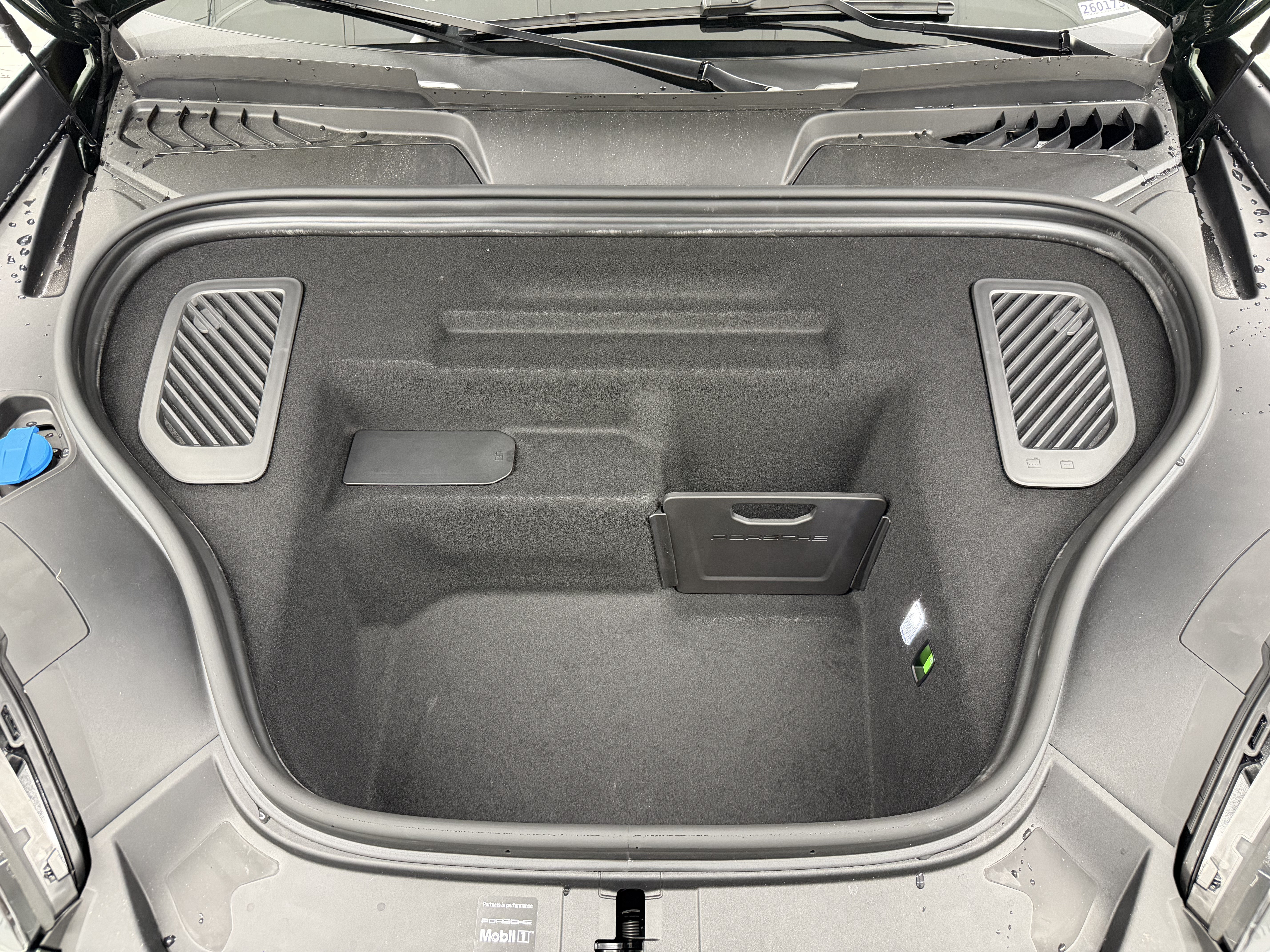New 2026 Porsche Macan 4 Electric AWD/4WD image 58